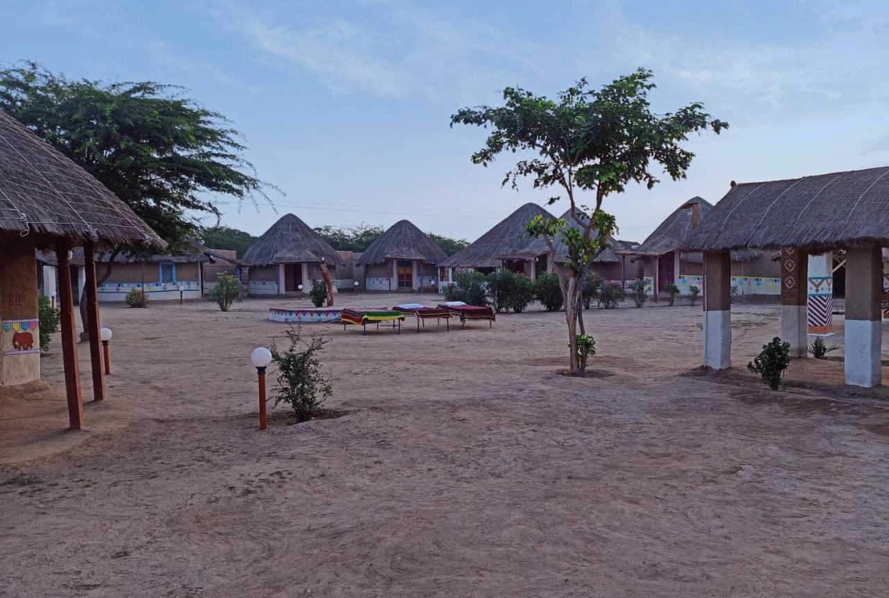 Kutir Craft Village Resort Bherandiāla Dış mekan fotoğraf