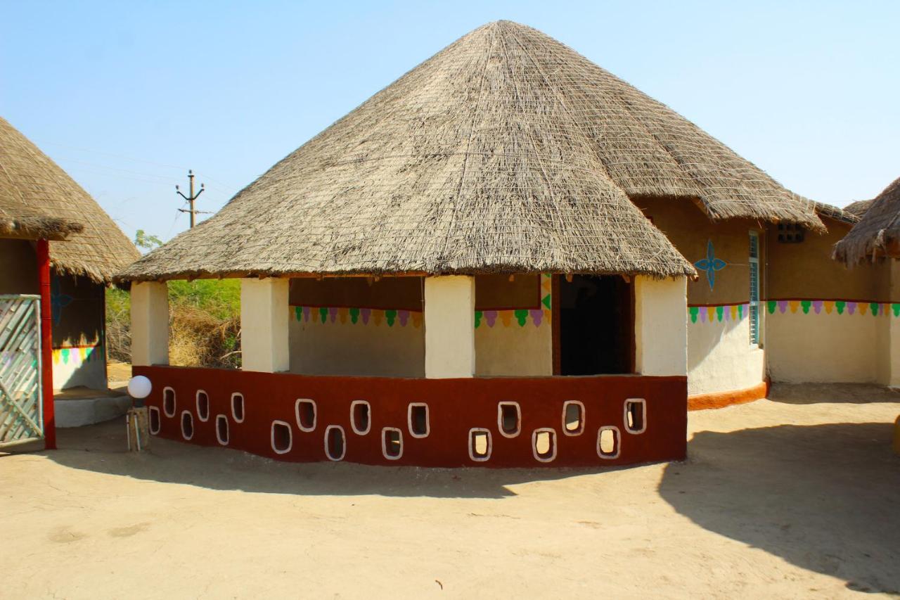 Kutir Craft Village Resort Bherandiāla Dış mekan fotoğraf
